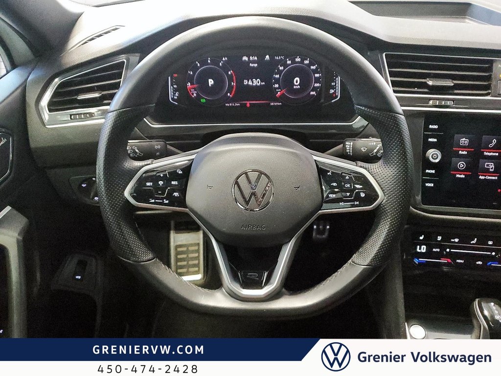 2023 Volkswagen Tiguan Highline R-Line, Cuir, Toit, Carplay in Terrebonne, Quebec - 10 - w1024h768px
