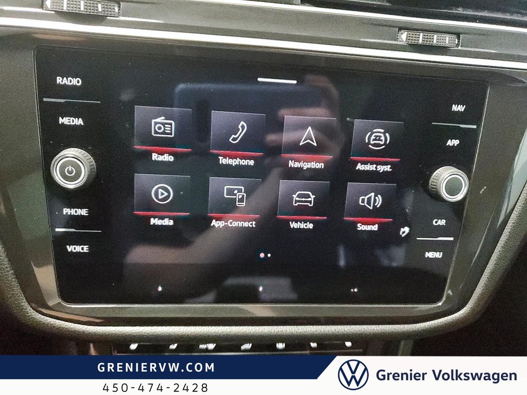 2023 Volkswagen Tiguan Highline R-Line, Cuir, Toit, Carplay in Terrebonne, Quebec - 18 - w1024h768px