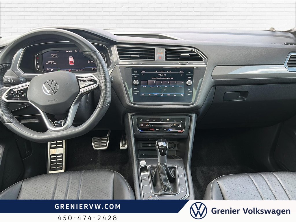 2024 Volkswagen Tiguan Comfortline Black Edition, Awd, Cuir, Toit in Terrebonne, Quebec - 13 - w1024h768px