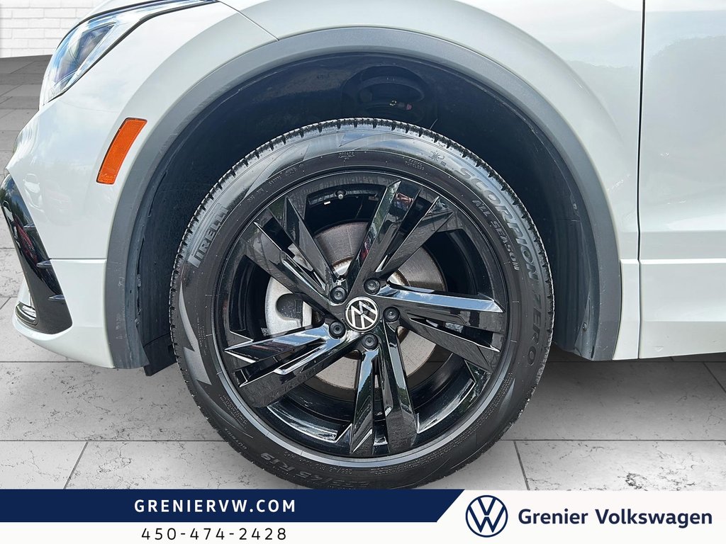 2024 Volkswagen Tiguan Comfortline Black Edition, Awd, Cuir, Toit in Terrebonne, Quebec - 4 - w1024h768px