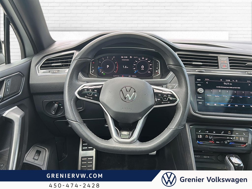 2024 Volkswagen Tiguan Comfortline Black Edition, Awd, Cuir, Toit in Terrebonne, Quebec - 14 - w1024h768px