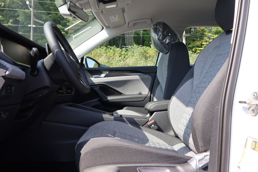 Volkswagen Tiguan Trendline 2025 à Mascouche, Québec - 8 - w1024h768px