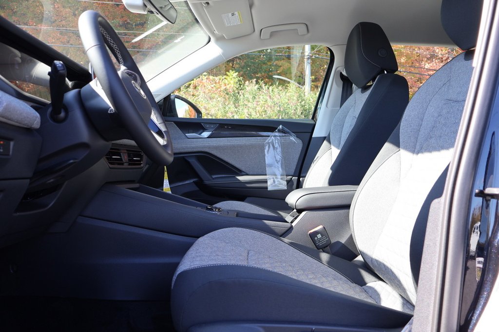 2026 Volkswagen Tiguan Trendline 4MOTION in Mascouche, Quebec - 8 - w1024h768px