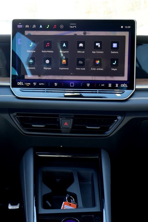 Volkswagen Tiguan Highline Turbo R-Line 4MOTION 2026 à Mascouche, Québec - 16 - w1024h768px