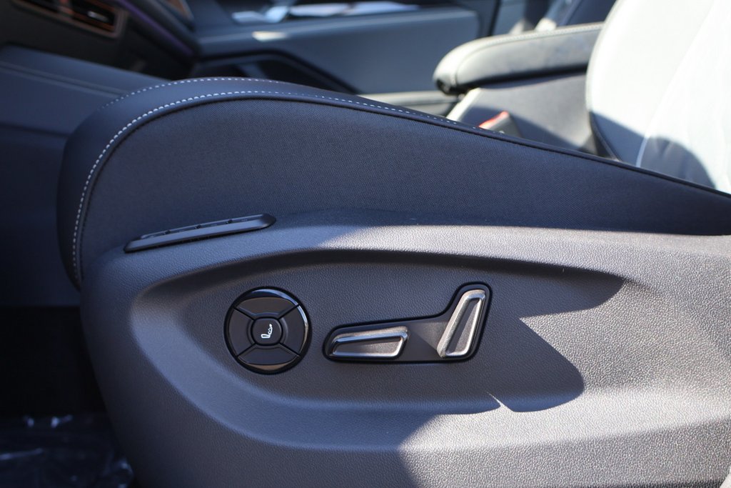 Volkswagen Tiguan Highline Turbo R-Line 4MOTION 2026 à Mascouche, Québec - 10 - w1024h768px