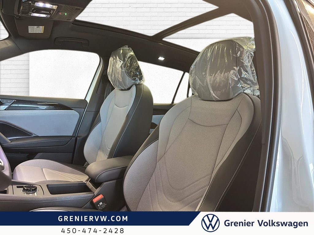 Volkswagen Tiguan Comfortline R-Line Black Edition 4MOTION 2026 à Mascouche, Québec - 12 - w1024h768px