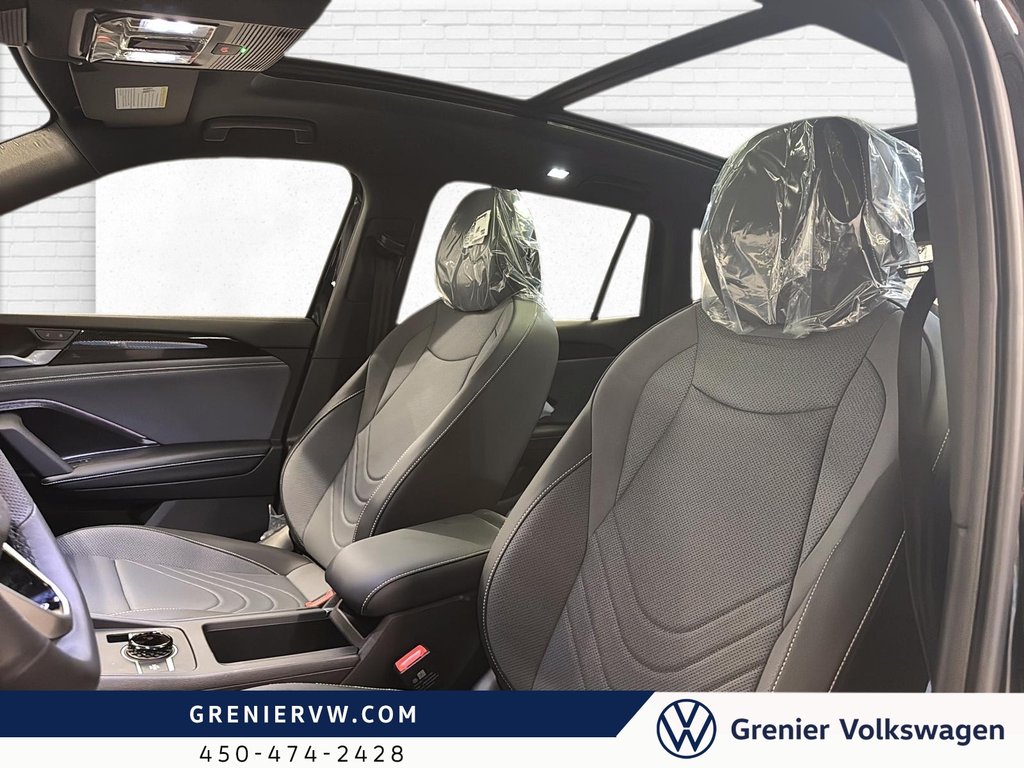 Volkswagen Tiguan Comfortline R-Line Black Edition 4MOTION 2026 à Mascouche, Québec - 13 - w1024h768px