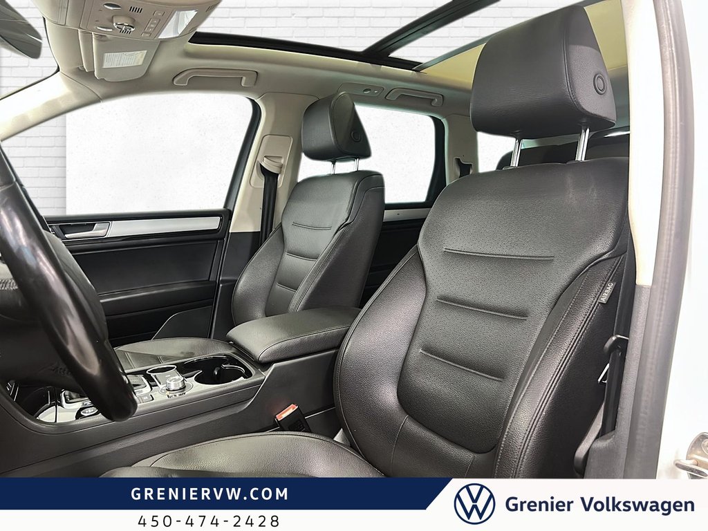 2017 Volkswagen Touareg Sportline, Cuir, Toit, Gps, Caméra in Terrebonne, Quebec - 14 - w1024h768px