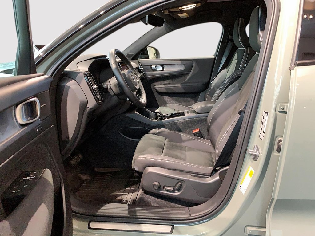 Volvo EC40 TWIN ULTRA TOIT PANO 4RM 2025-6