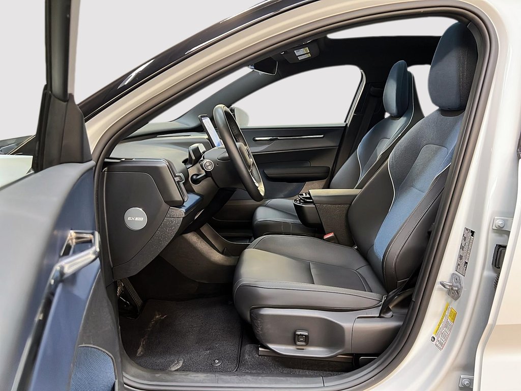 2025 Volvo EX30 TWIN PLUS CUIR TOIT PANO NAV 4RM-6