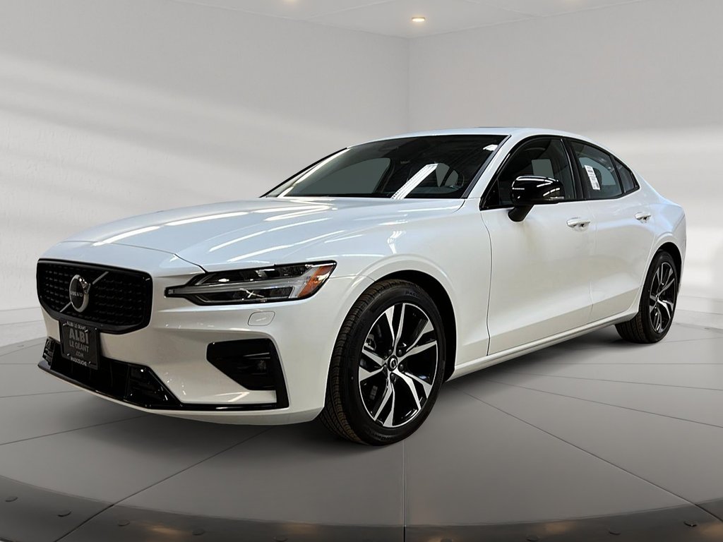 2024 Volvo S60 B5 CORE CUIR TOIT PANO NAV 4RM-0