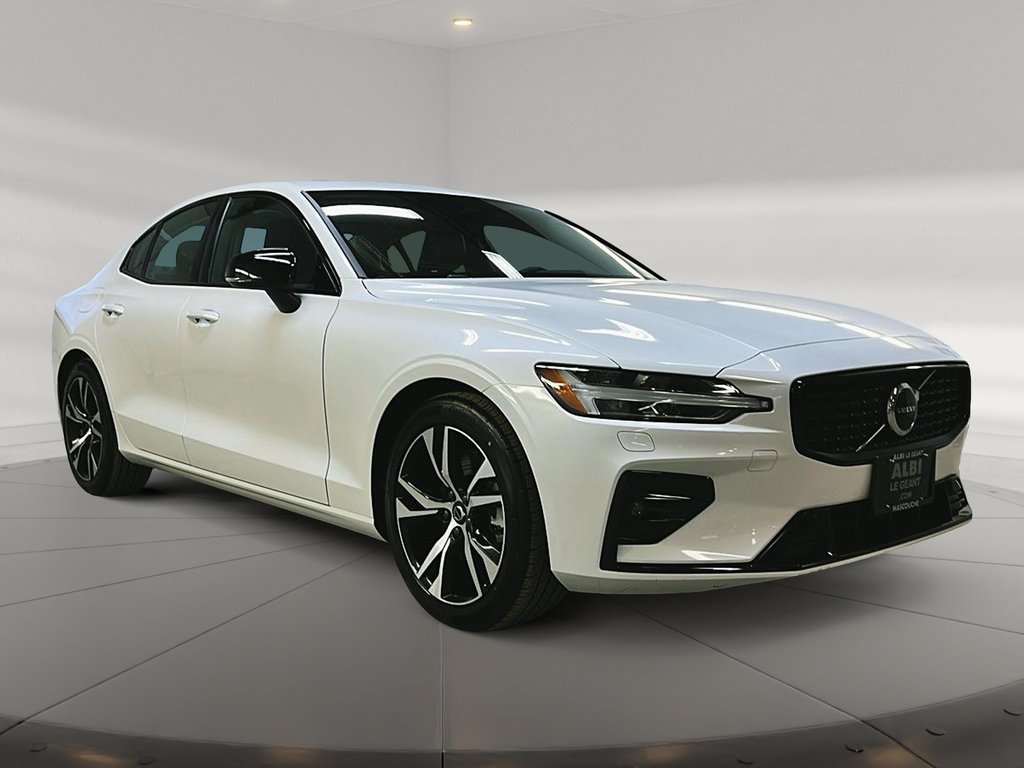 2024 Volvo S60 B5 CORE CUIR TOIT PANO NAV 4RM-2