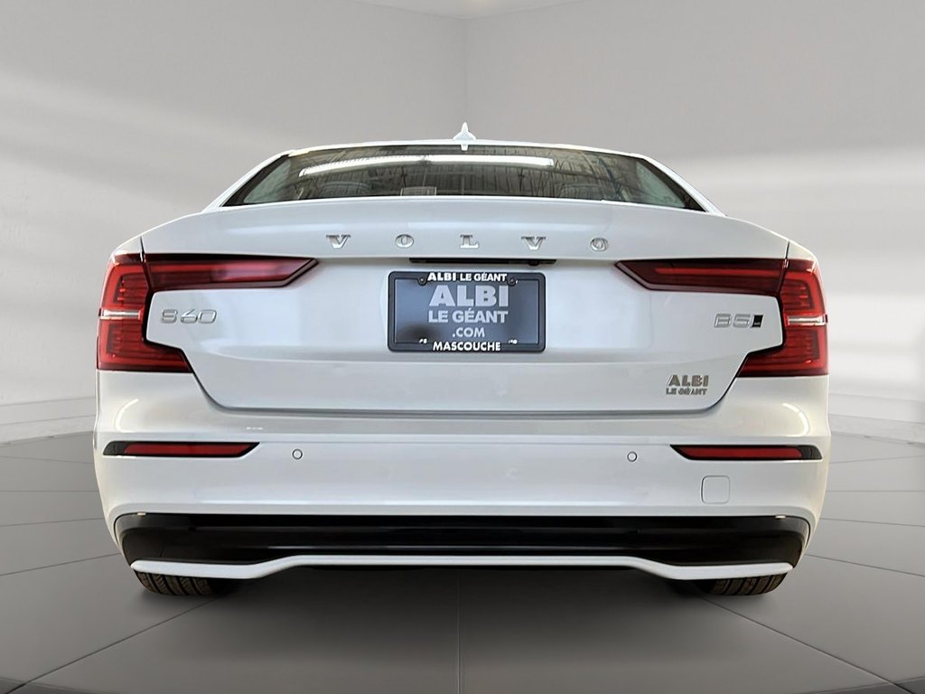 2024 Volvo S60 B5 CORE CUIR TOIT PANO NAV 4RM-4