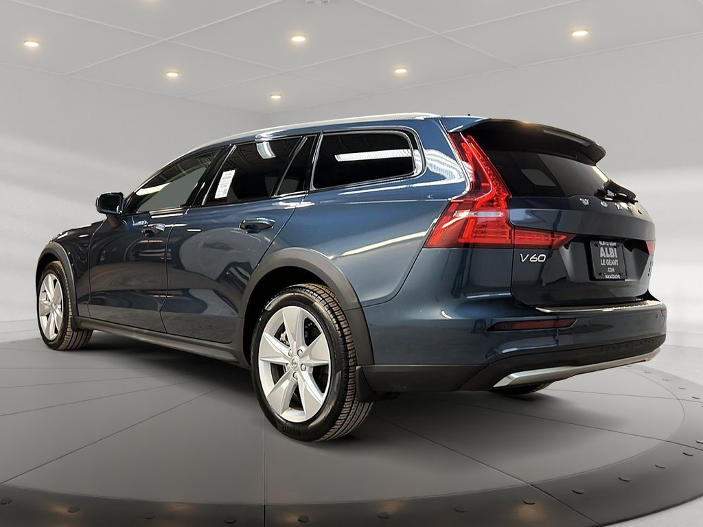 2025 Volvo V60 B5 CROSS COUNTRY CORE CUIR TOIT PANO NAV 4RM-5