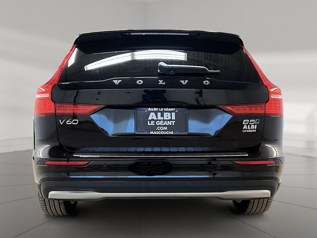 Volvo V60 B5 CROSS COUNTRY CORE CUIR TOIT PANO NAV 4RM 2025-4