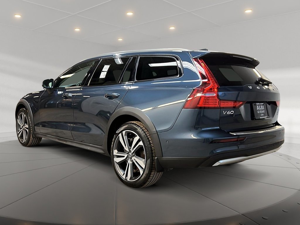 2025 Volvo V60 B5 CROSS COUNTRY PLUS CUIR TOIT PANO NAV 4RM-5