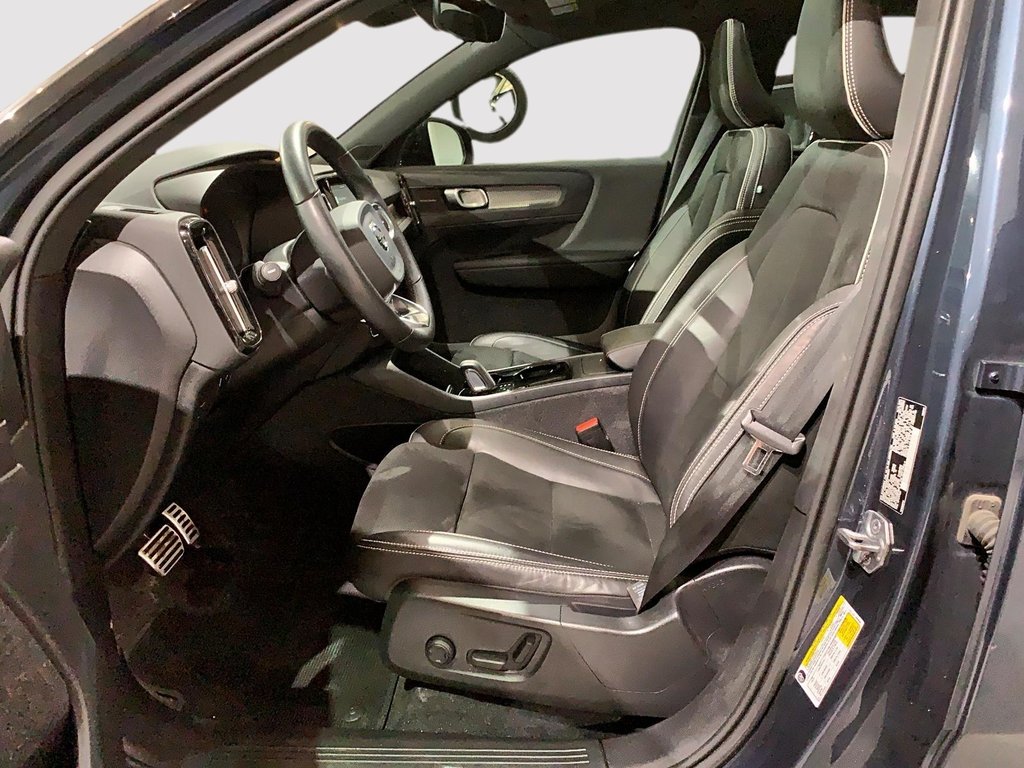2022 Volvo XC40 RECHARGE ULTIMATE TOIT PANO NAV 4RM-6