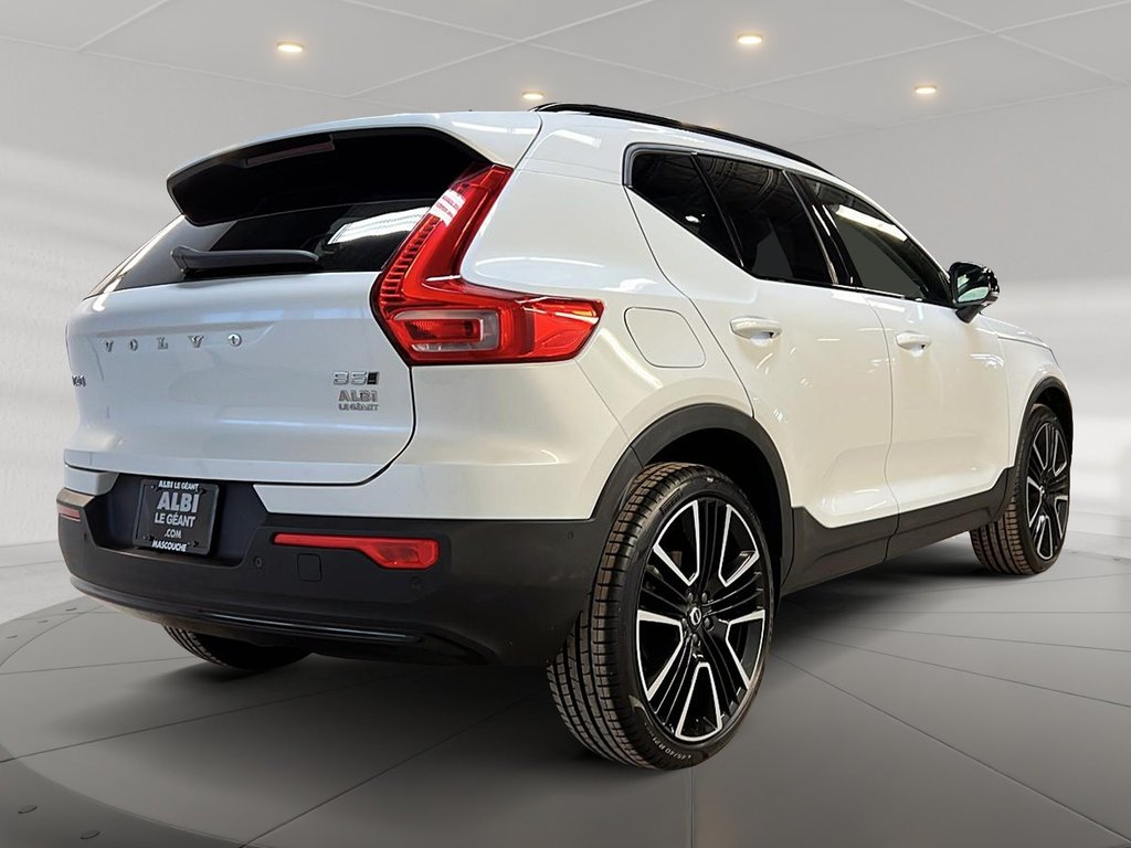 2023 Volvo XC40 ULTIMATE DARK CUIR TOIT PANO NAV 4RM-3
