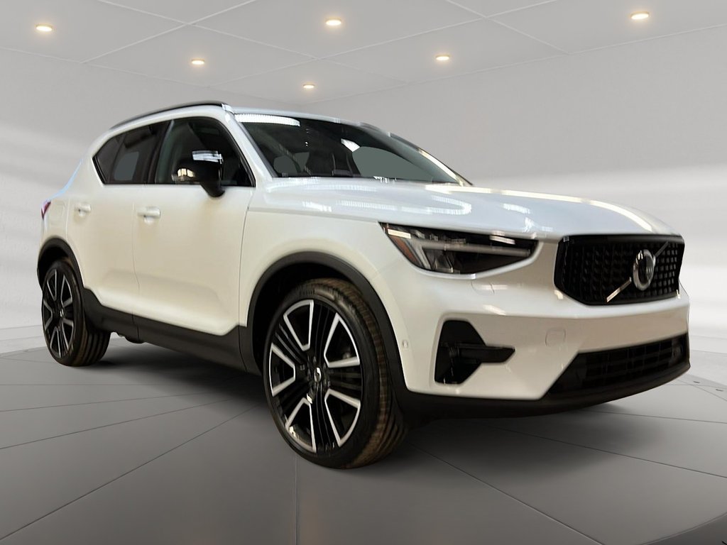 2023 Volvo XC40 ULTIMATE DARK CUIR TOIT PANO NAV 4RM-2