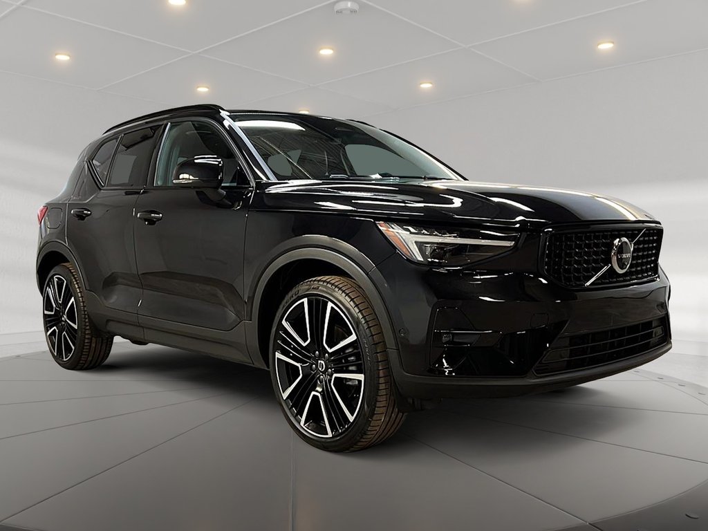 2025 Volvo XC40 B5 ULTRA CUIR TOIT PANO NAV 4RM-2