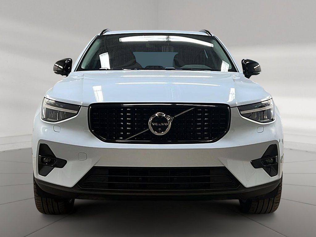 Volvo XC40 B5 PLUS CUIR TOIT PANO 4RM 2025-1