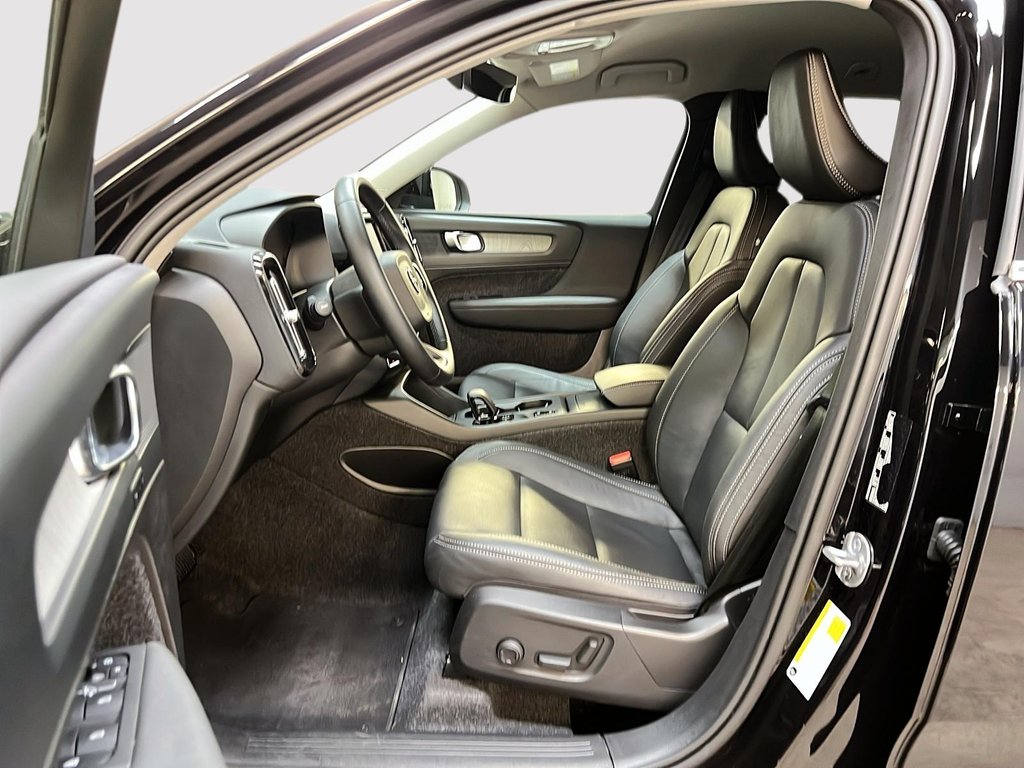 2025 Volvo XC40 B5 CORE CUIR NAV 4RM-6
