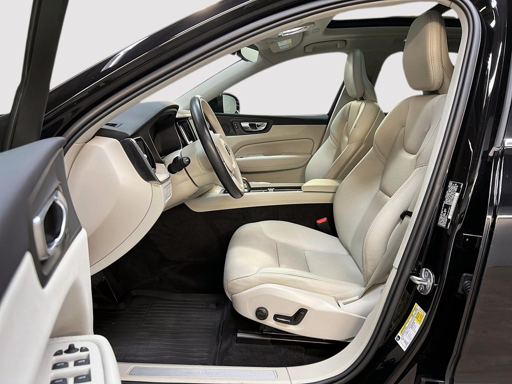 2023 Volvo XC60 T8 RECHARGE PLUS CUIR TOIT PANO NAV 4RM-6