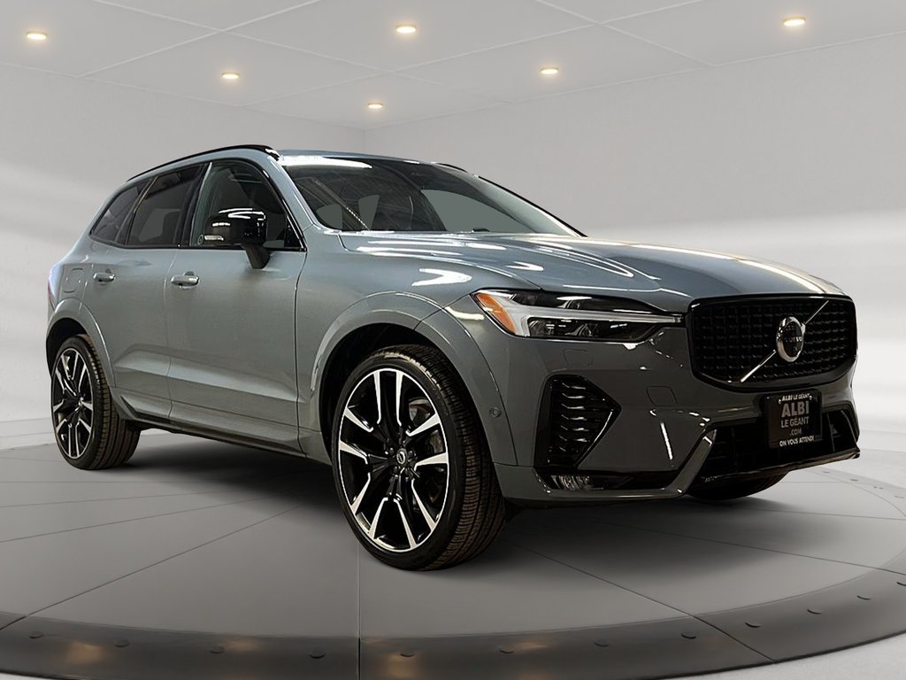 Volvo XC60 B6 ULTIMATE CUIR TOIT PANO NAV 4RM 2023-2