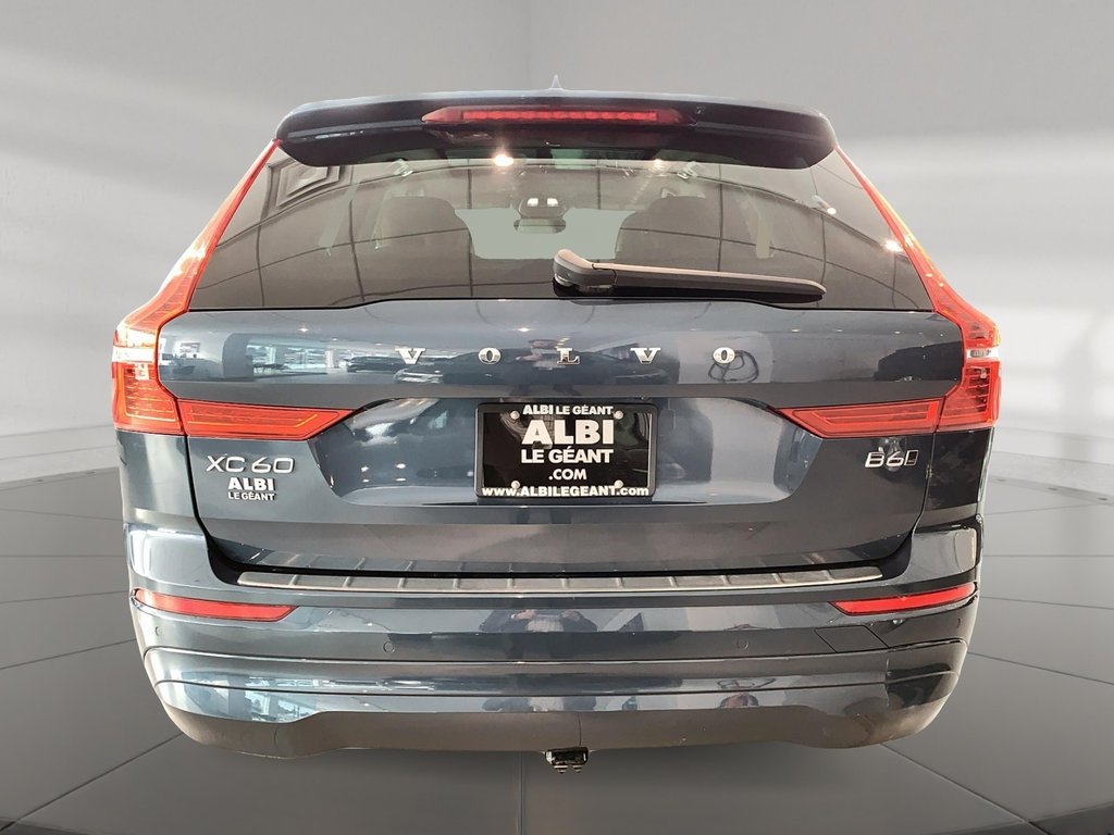 Volvo XC60 B6 CORE CUIR TOIT PANO NAV 4RM 2023-4