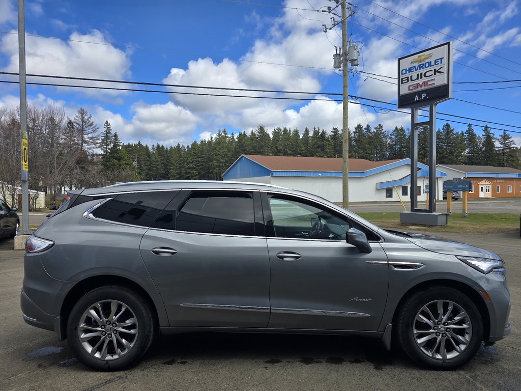 2023 Buick ENCLAVE AVENIR A TI Avenir in New Richmond, Quebec - 4 - w1024h768px