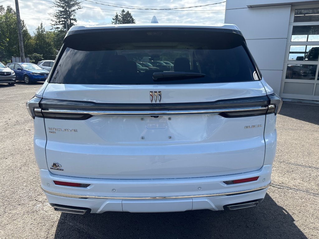 2027 Buick Enclave Avenir in New Richmond, Quebec - 3 - w1024h768px