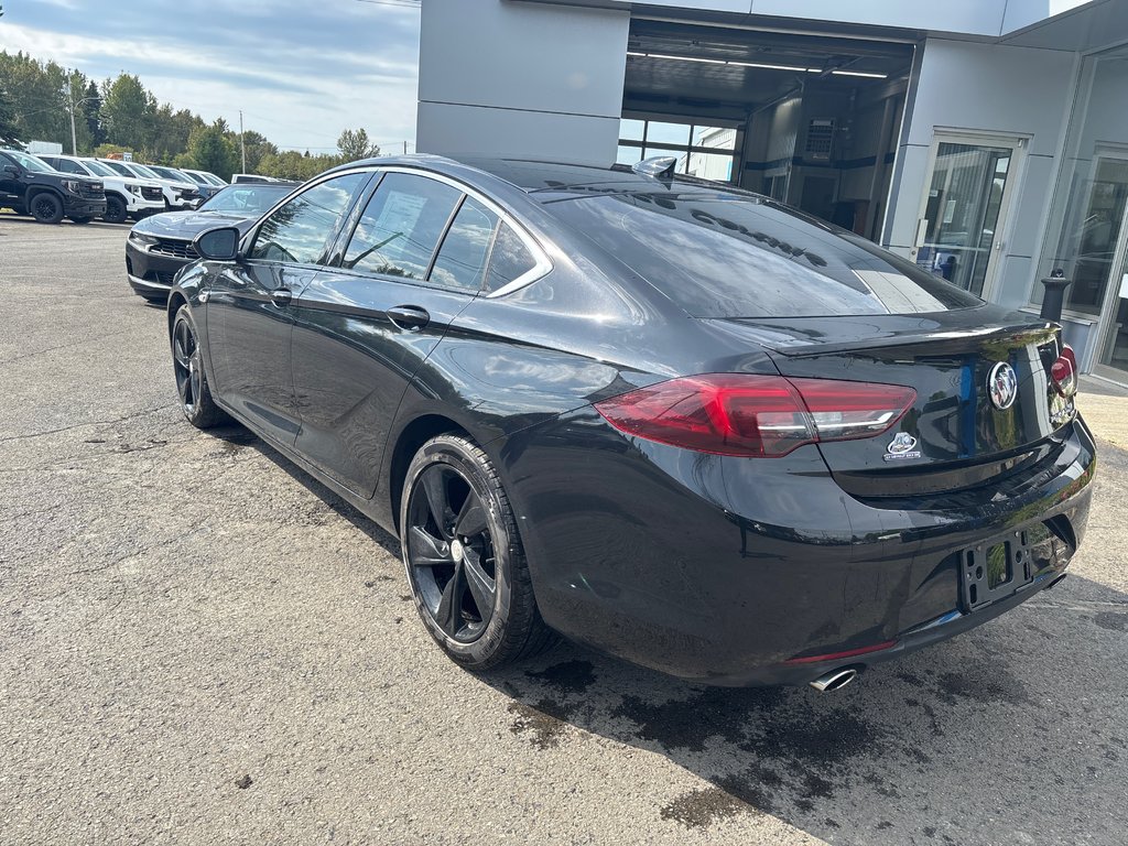 Buick Regal Essence 2020 à New Richmond, Québec - 2 - w1024h768px