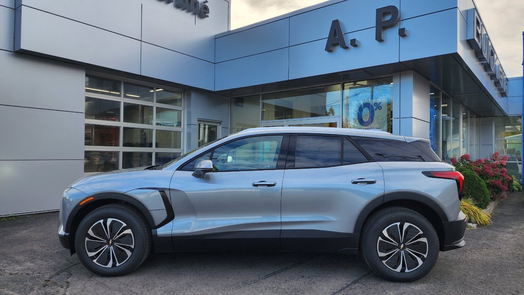 2025  Blazer EV LT in New Richmond, Quebec - 2 - w1024h768px