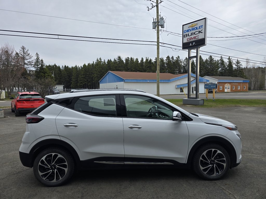 2022 Chevrolet BOLT EUV Premier in New Richmond, Quebec - 4 - w1024h768px