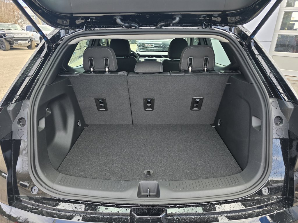 Chevrolet Bolt EV LT 2027 à New Richmond, Québec - 6 - w1024h768px