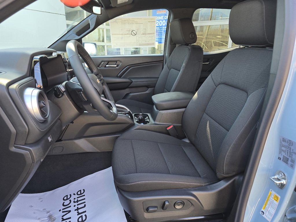 2025 Chevrolet Colorado LT in New Richmond, Quebec - 8 - w1024h768px