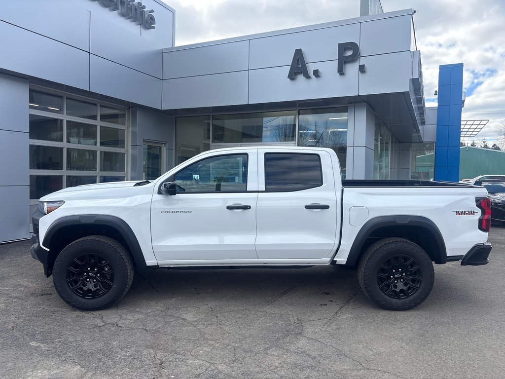 Chevrolet Colorado Trail Boss 2026 à New Richmond, Québec - 2 - w1024h768px