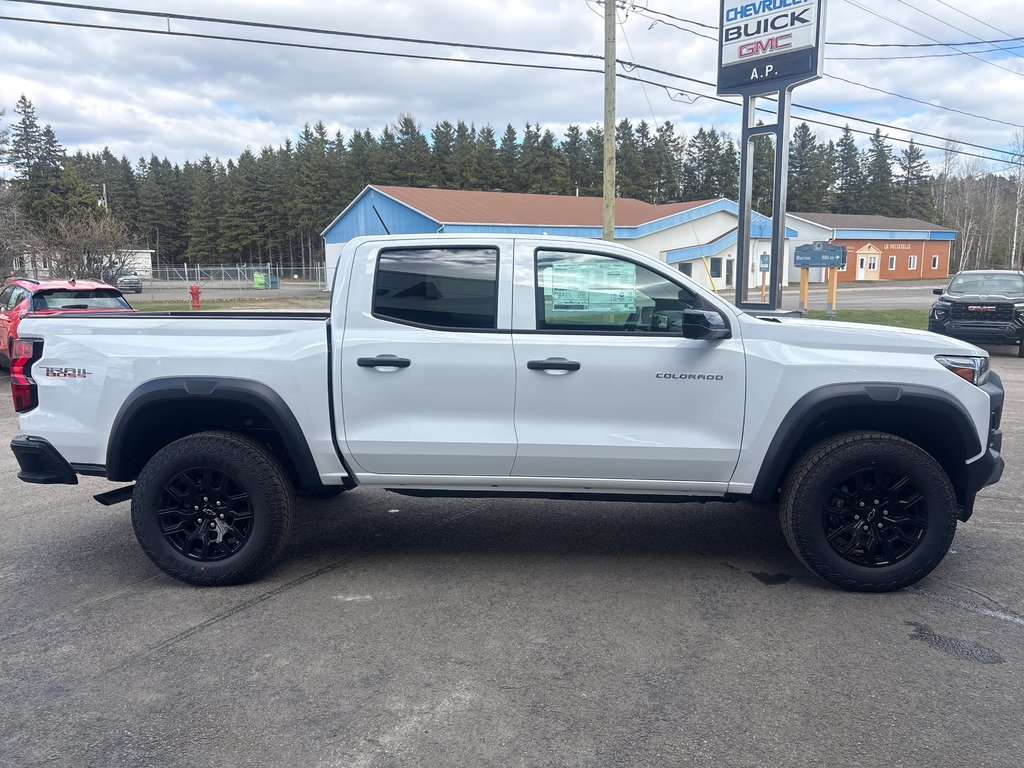 Chevrolet Colorado Trail Boss 2026 à New Richmond, Québec - 4 - w1024h768px