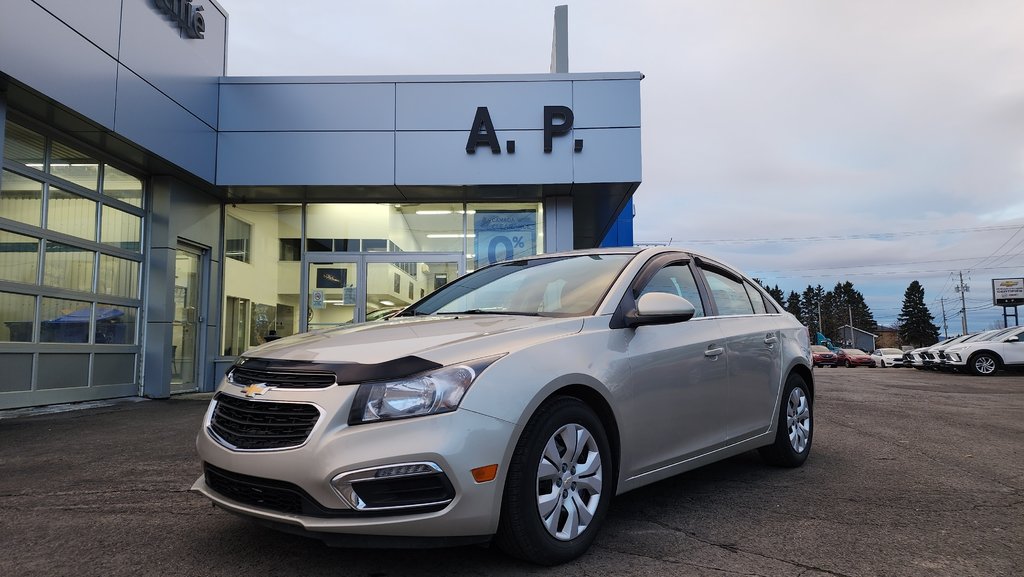 Cruze 1LT 2015 à New Richmond, Québec - 1 - w1024h768px