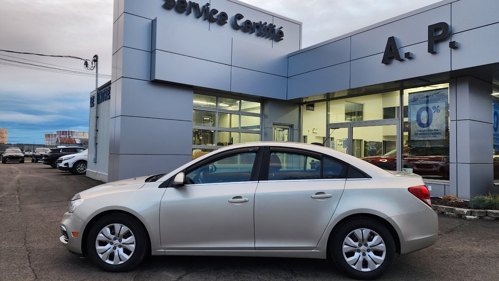 Cruze 1LT 2015 à New Richmond, Québec - 2 - w1024h768px