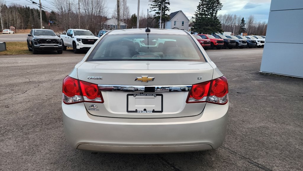 Cruze 1LT 2015 à New Richmond, Québec - 5 - w1024h768px