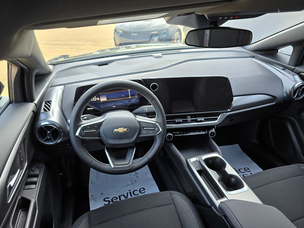 Chevrolet Equinox EV 2LT 2026 à New Richmond, Québec - 8 - w1024h768px