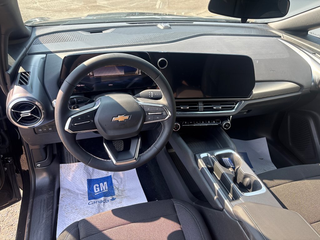 2026 Chevrolet Equinox EV 2LT in New Richmond, Quebec - 7 - w1024h768px