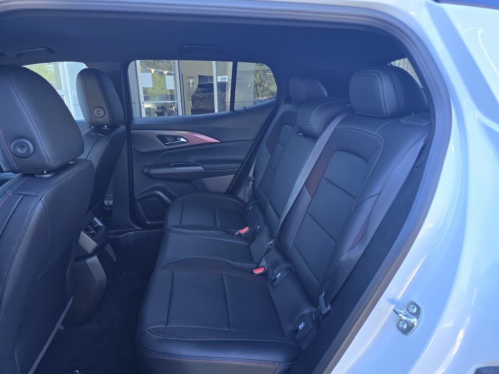 2027 Chevrolet Equinox EV RS in New Richmond, Quebec - 7 - w1024h768px