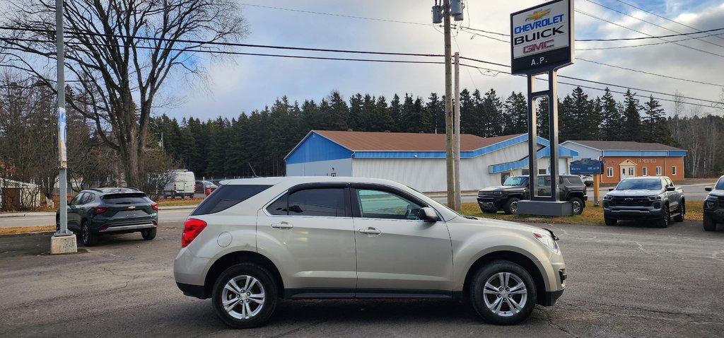 2014  Equinox AWD in New Richmond, Quebec - 4 - w1024h768px