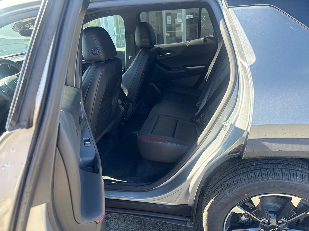 2027 Chevrolet Equinox RS in New Richmond, Quebec - 8 - w1024h768px