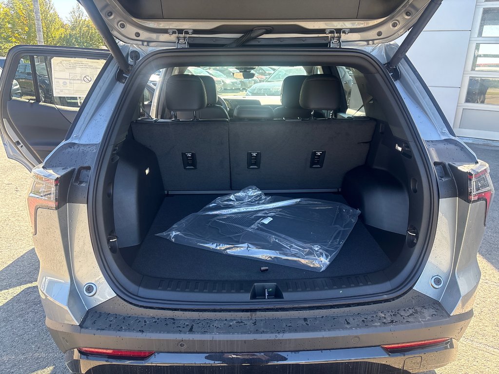 2027 Chevrolet Equinox RS in New Richmond, Quebec - 9 - w1024h768px