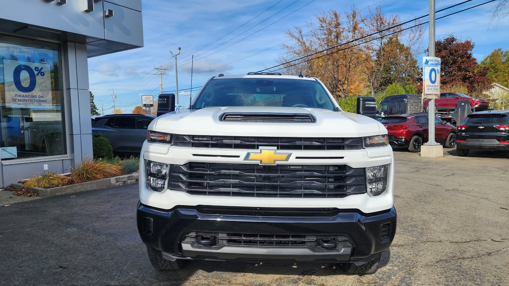 K2500 HD SILVERADO CREW CAB CUSTOM STD/BOX (1CX) CUSTOM 2025 à New Richmond, Québec - 3 - w1024h768px