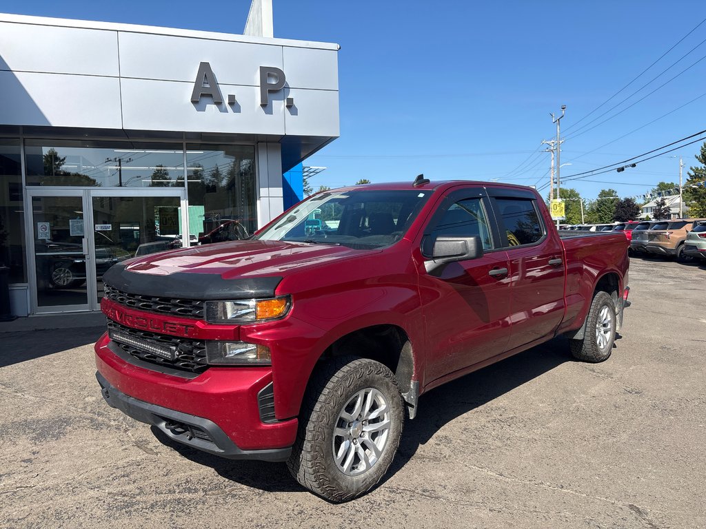 Chevrolet Silverado 1500 4WD Crew Cab Custom 2021 à New Richmond, Québec - 1 - w1024h768px