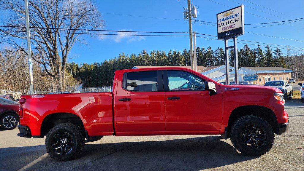 2025  Silverado 1500 Custom Trail Boss in New Richmond, Quebec - 4 - w1024h768px